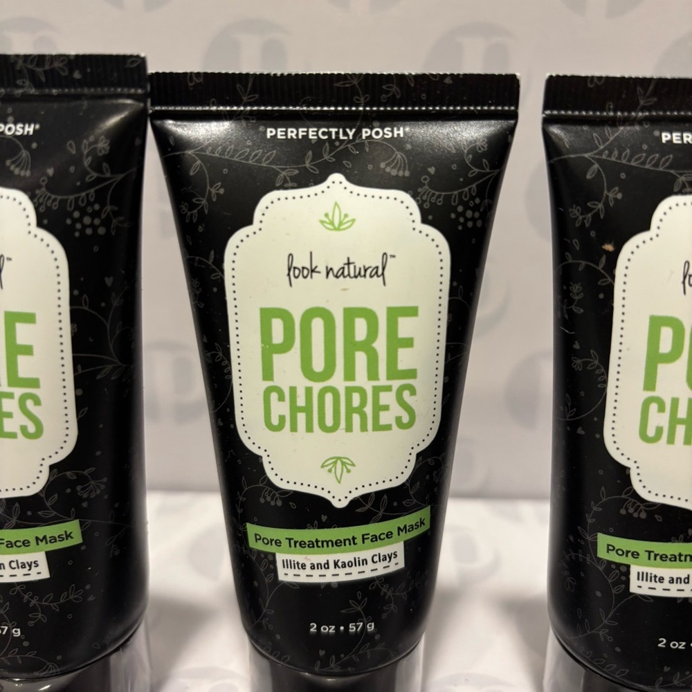 Perfectly Posh Pore Chores Face Mask